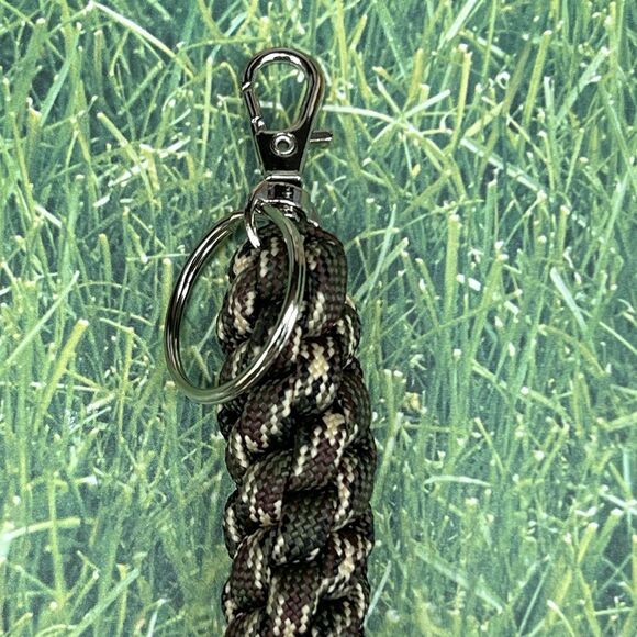 Paracord Braided Keychain With Key Ring Green Handmade Macrame Knot Swivel Clasp - Picture 9 of 11